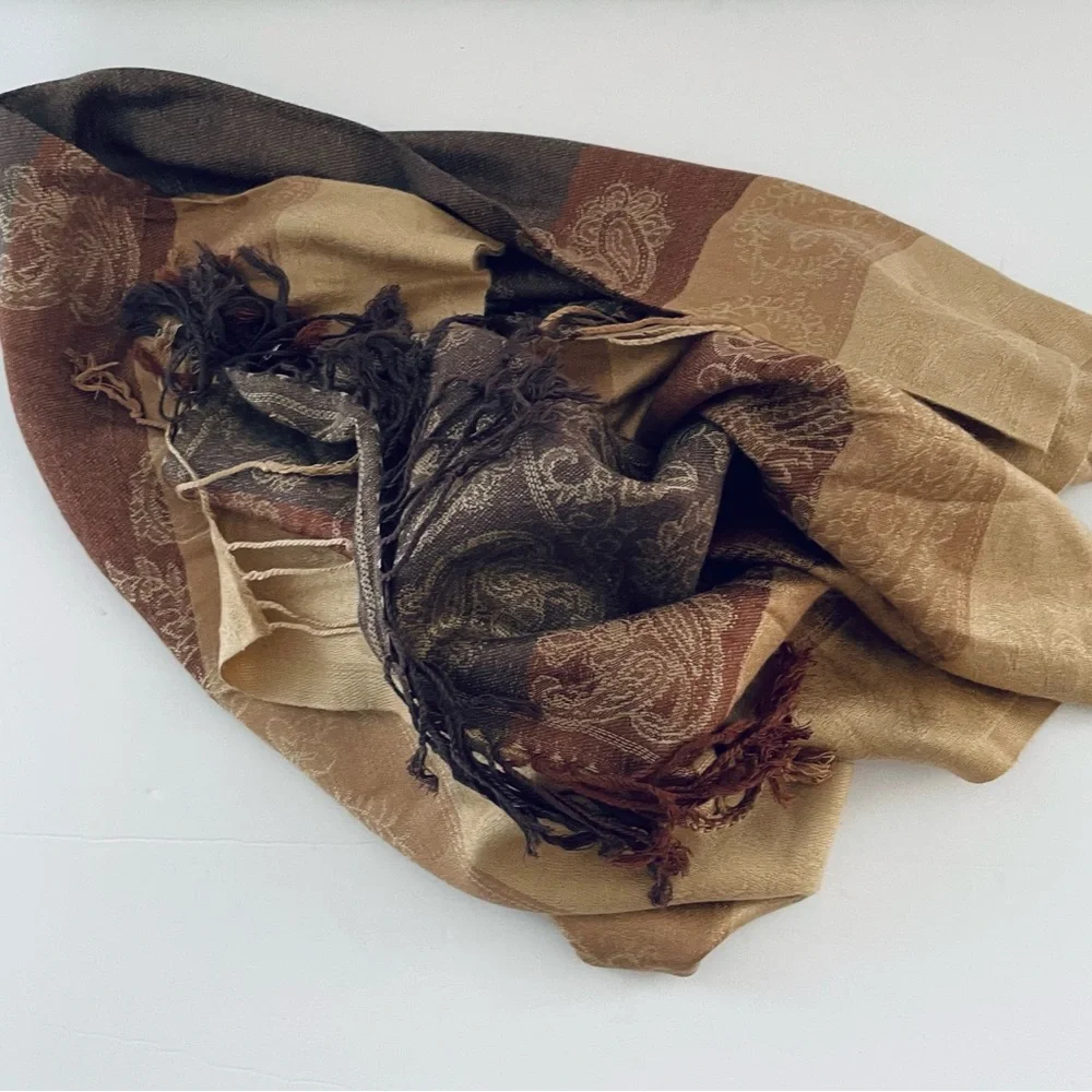 Giuliano Costantino NWOT Made in Italy earth tones fringe scarf Cotton blend